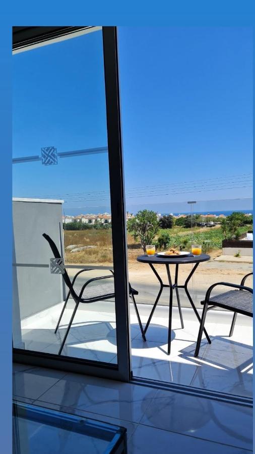 Fotoxenia Luxury Apts Paralimni Buitenkant foto