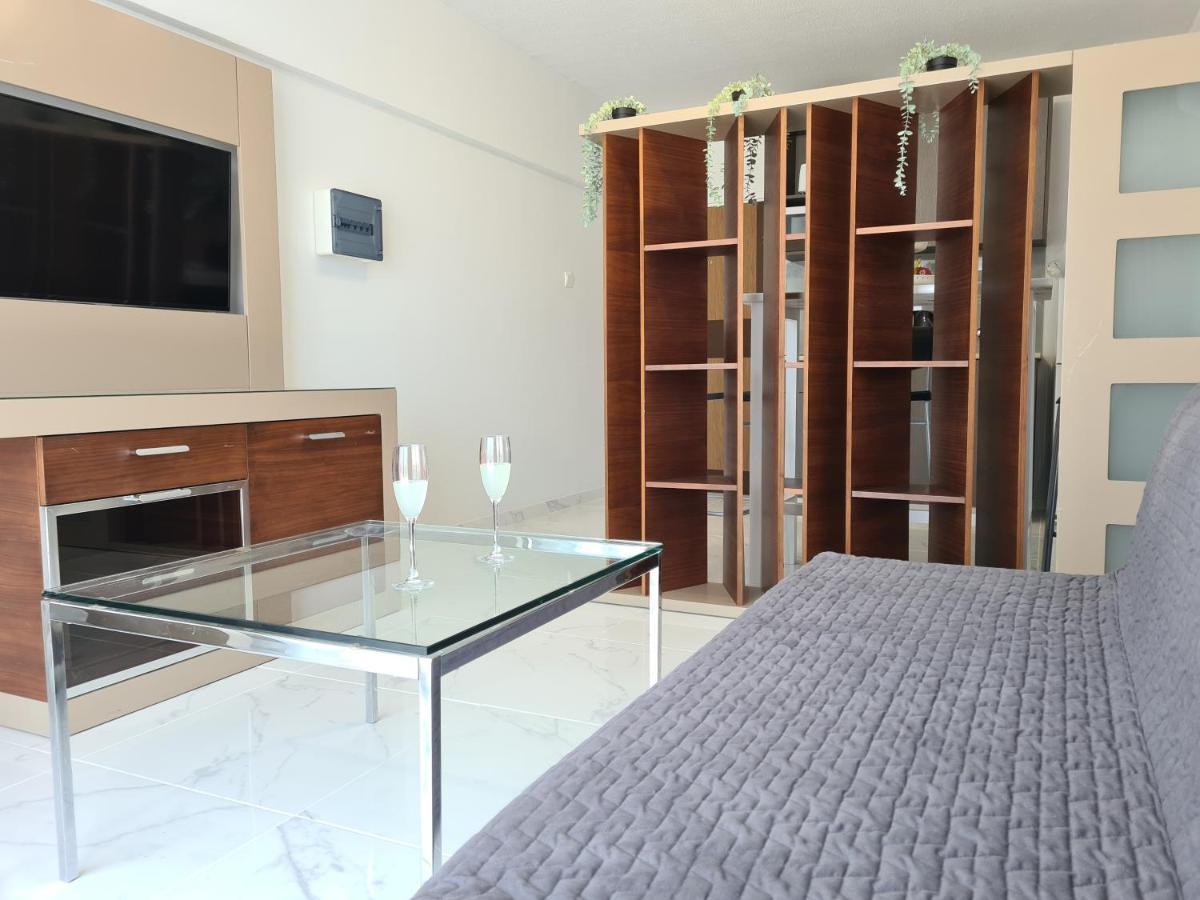 Fotoxenia Luxury Apts Paralimni Buitenkant foto